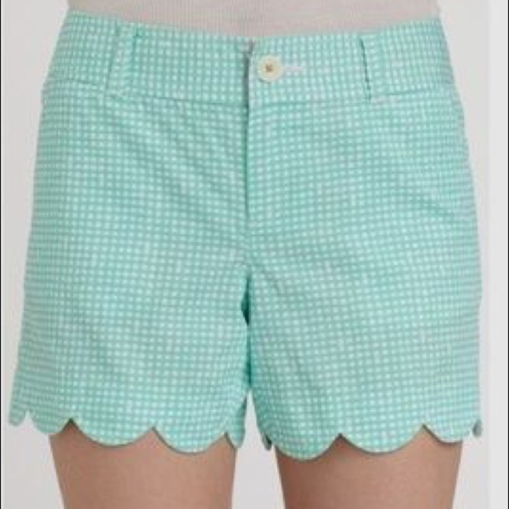 Lilly Pulitzer shorts scalloped